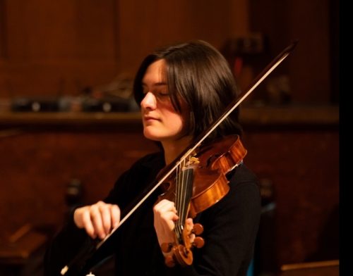 Liza Sommers on violin photo