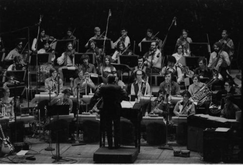 Director Ray Wright and Eastman student-performers on-stage in the Eastman Theater on the occasion of the Eastman Studio Orchestra’s public debut.