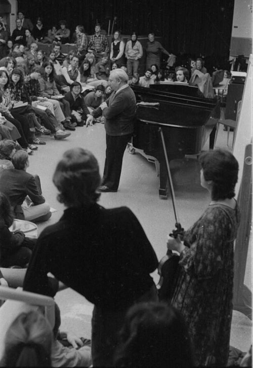 Violinist Isaac Stern addressing the assembled listeners during a master class at the Eastman School on February 19th, 1982.