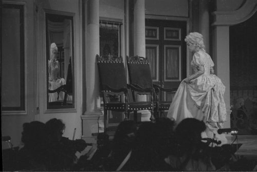 Photos of the Figaro cast members shot on November 2nd, 1989.