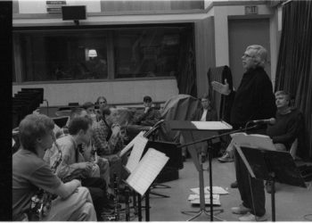 Bob Brookmeyer addressing Eastman Jazz players during daytime rehearsal