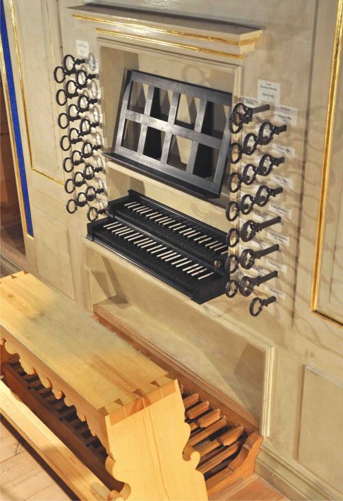 Craighead-Saunders-keydesk-SK