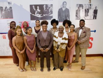 Bowens with SAASy, Howard University’s treble vocal jazz ensemble in the Howard University Gallery of Art (Washington, D.C.) Photographer: Lawrence Randall
